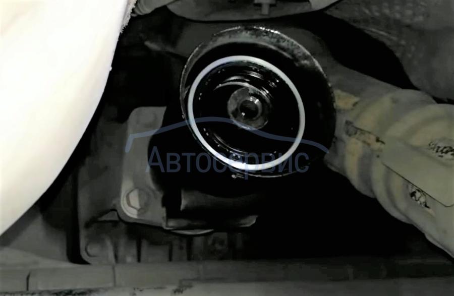 Замена сальника хвостовика раздатки Мицубиси Аутлендер в Москве - сеть ...